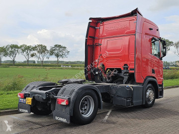 Влекач Scania