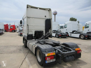 Cabeza tractora DAF