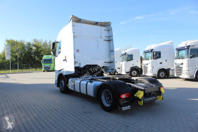 Cabeza tractora DAF