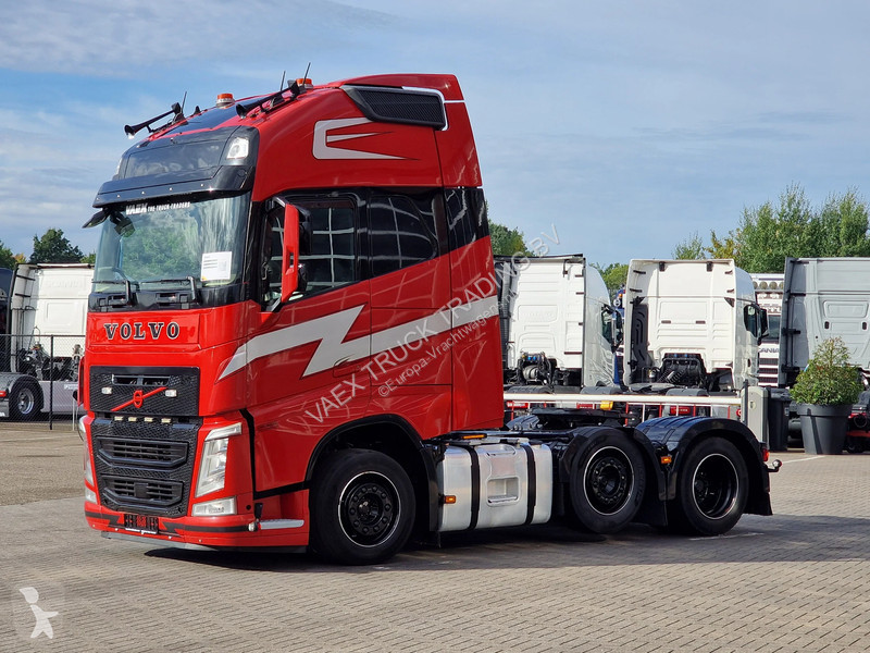 Cabeza tractora Volvo 13500 Globetrotter XL...