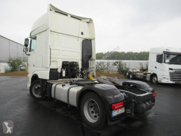 Cabeza tractora DAF