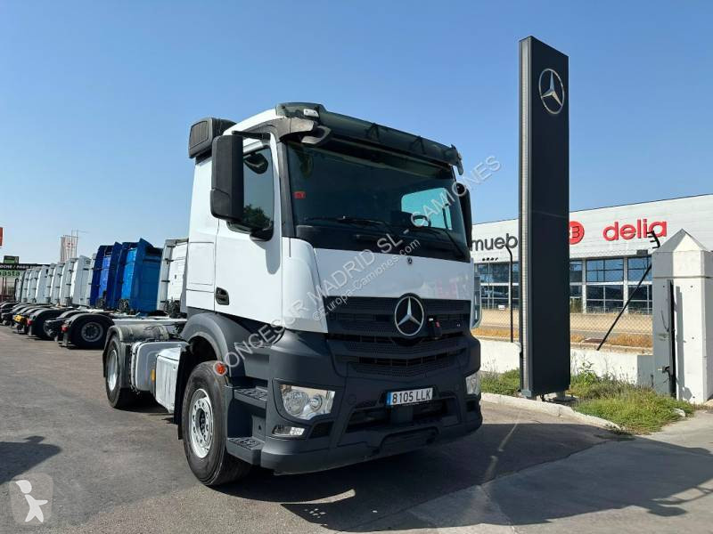 Cabeza tractora Mercedes 1845 LS