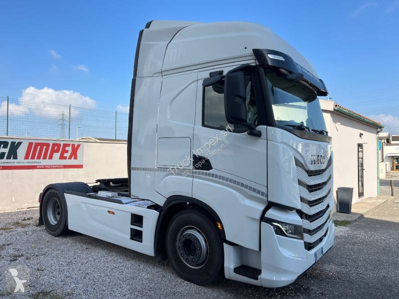 Cabeza tractora Iveco 490