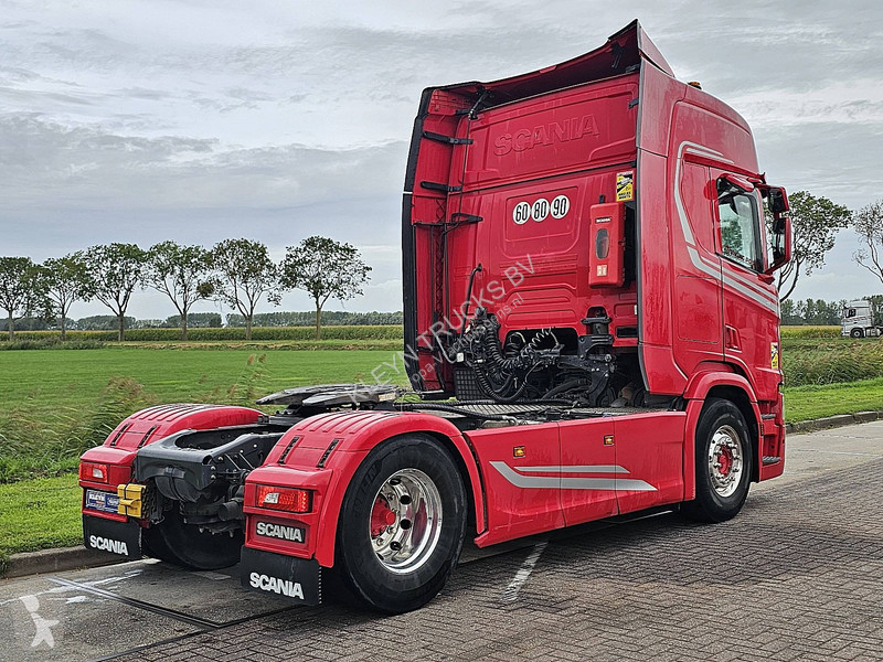 Cabeza tractora Scania