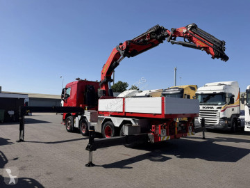 Cabeza tractora Volvo