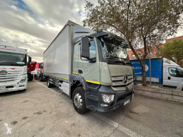 Cabeza tractora Mercedes Antos 1833