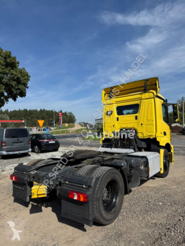 Cabeza tractora Mercedes