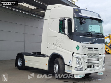 Cabeza tractora Volvo