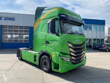 Cabeza tractora Iveco