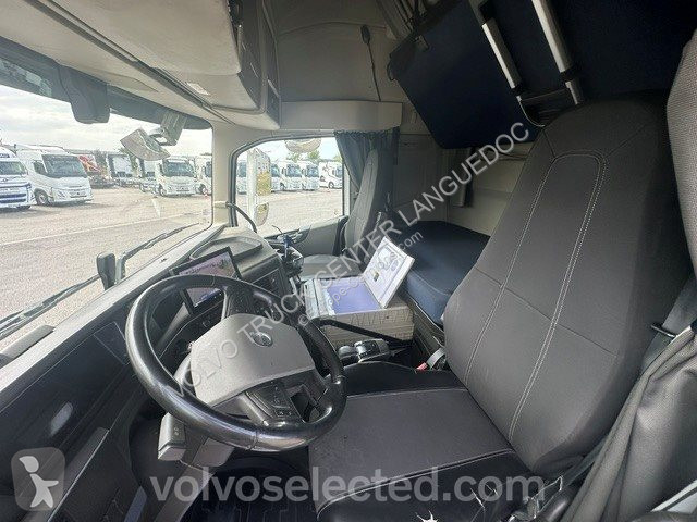 Cabeza tractora Volvo 500 ISAVE GLOBE XL VOITH