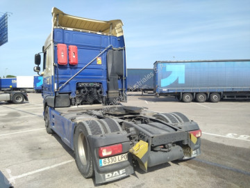 Cabeza tractora DAF