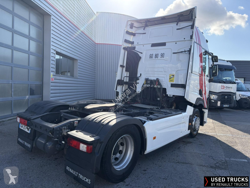 Cabeza tractora Renault