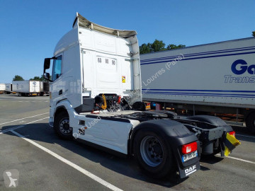 Cabeza tractora DAF