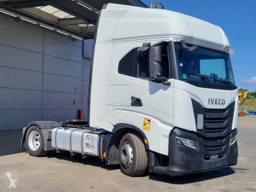 Tracteur Iveco
