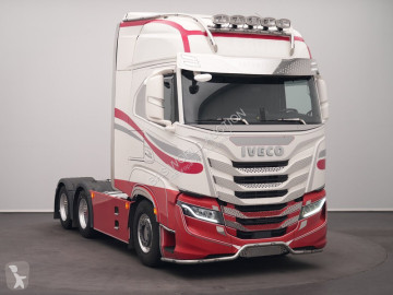 Tracteur Iveco