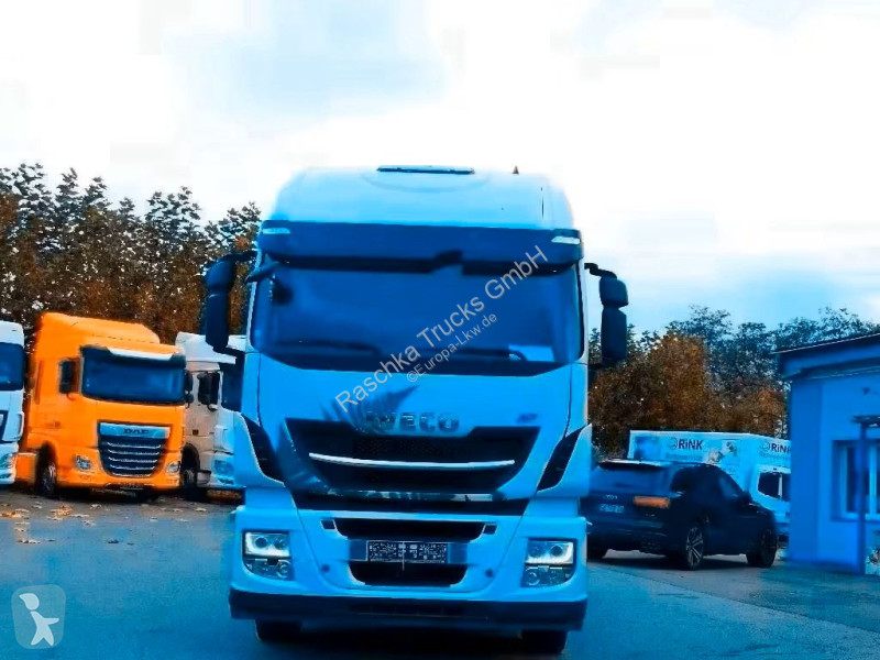 Tahač Iveco 460 NP*LNG* 2 STÜCK...