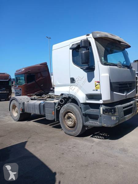 Cap tractor Renault 460 DXI