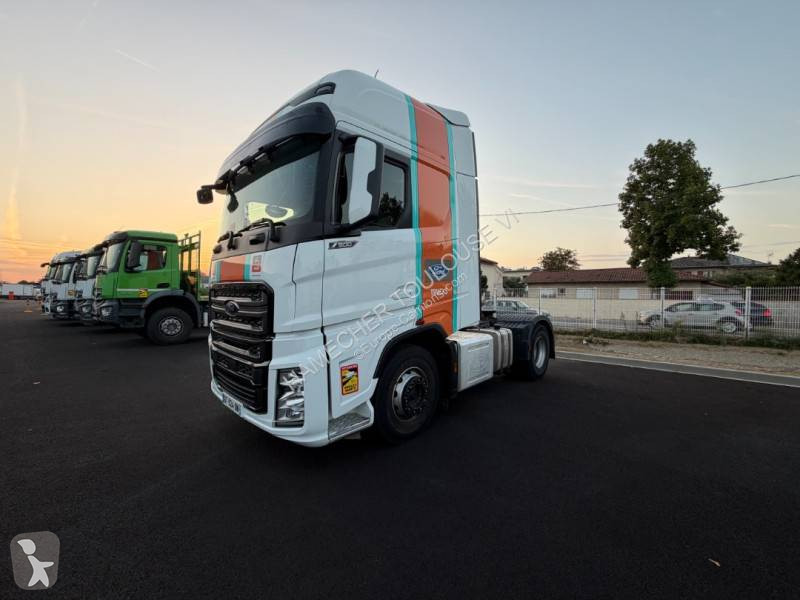 Tahač Ford Trucks  500