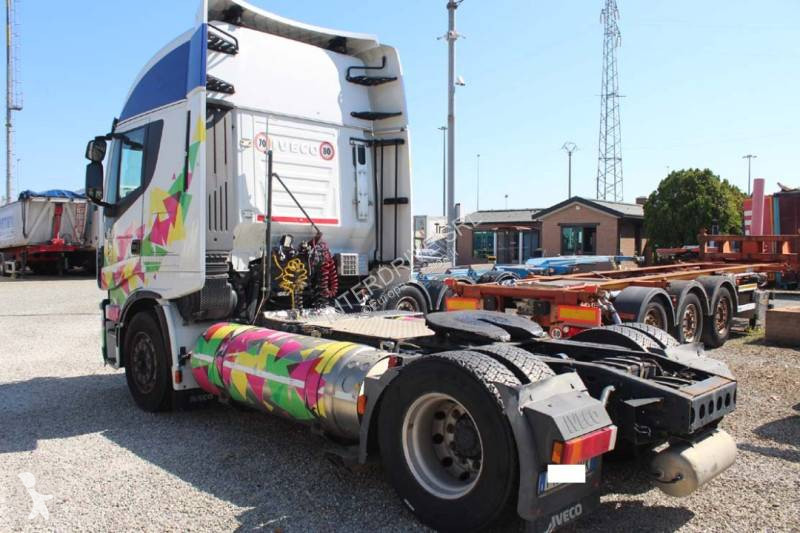 Tahač Iveco 420