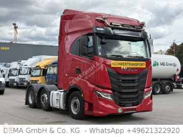 Tahač nadměrný náklad Iveco