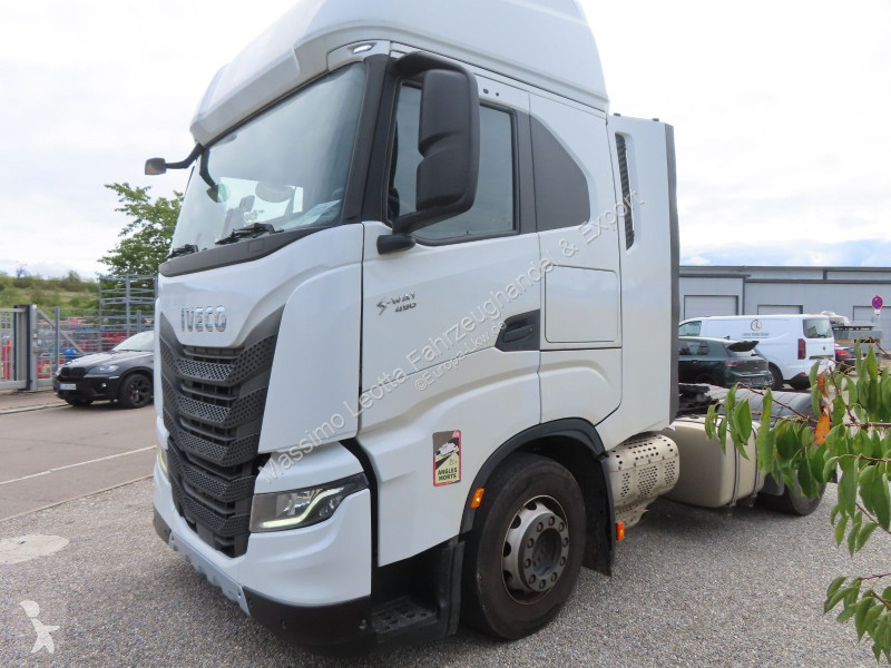 Cabeza tractora Iveco 490