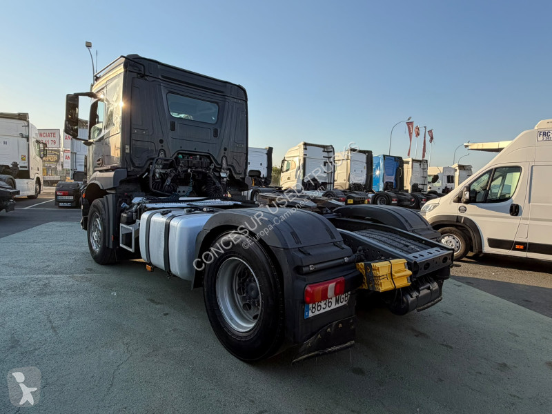 Cabeza tractora Mercedes  1845LS