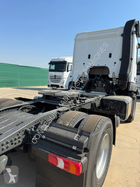 Cabeza tractora Mercedes  1845LS