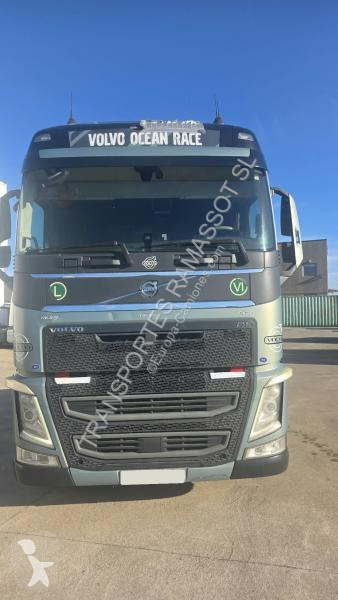 Cabeza tractora Volvo