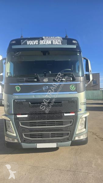 Cabeza tractora Volvo
