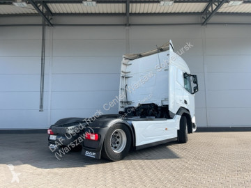 Cabeza tractora DAF