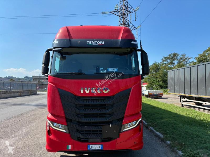 Cabeza tractora Iveco