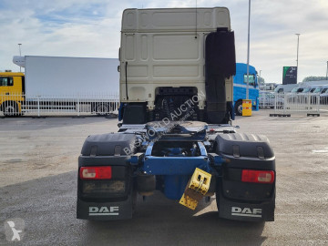 Nyergesvontató DAF XF 530