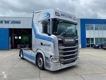 Scania nyergesvontató