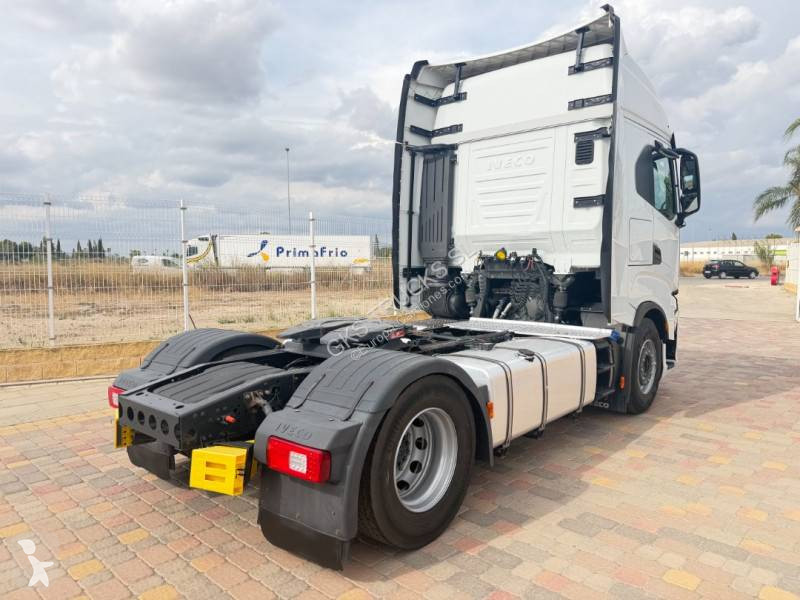 Cabeza tractora Iveco 490