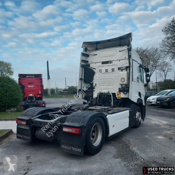 Cabeza tractora Renault