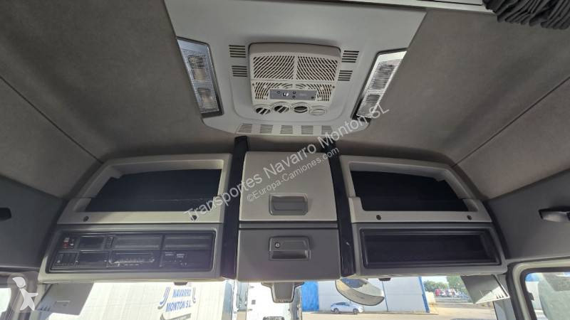 Nyergesvontató Renault 520 24.5 DTI 13