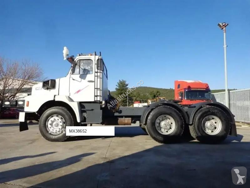 Tratores Volvo N 12
