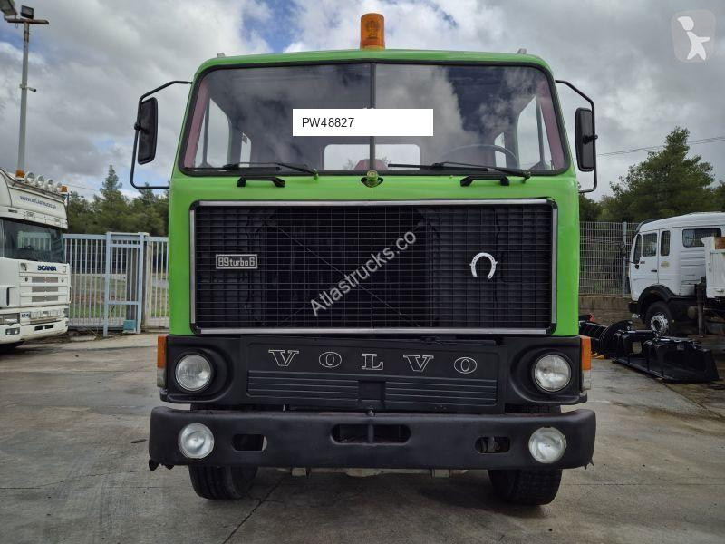Tractor Volvo F 89