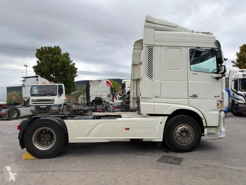 Nyergesvontató DAF 530