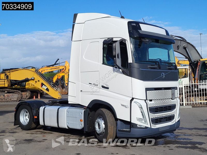 Nyergesvontató Volvo FH 460 4X2 Globe APK...