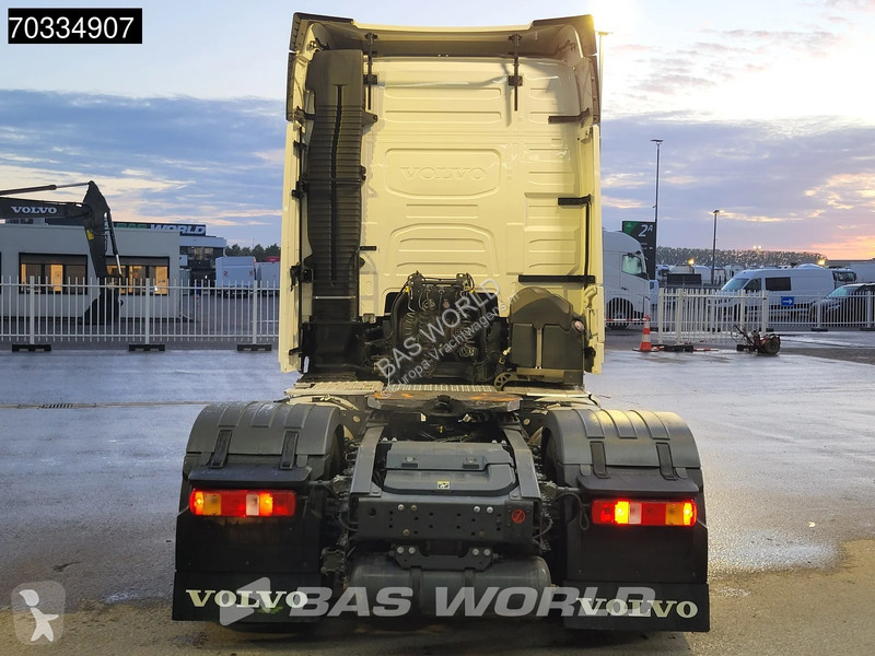 Nyergesvontató Volvo FH 460 4X2 Globe APK...