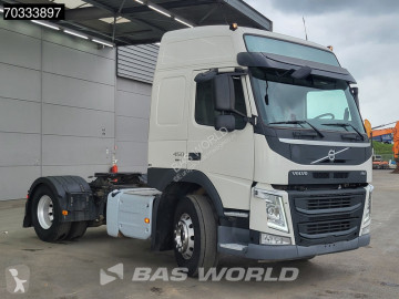Tractor Volvo