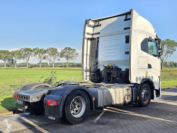 Iveco nyergesvontató