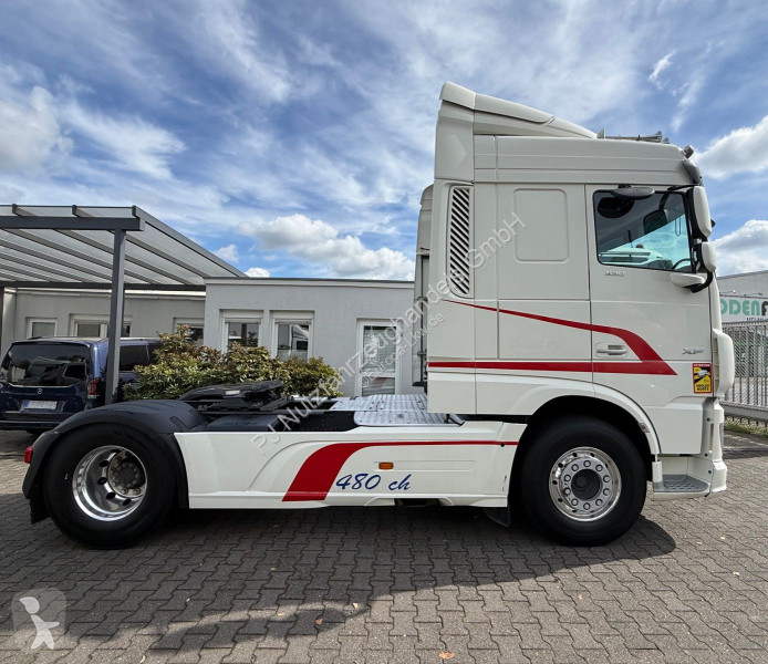 Cap tractor DAF 530