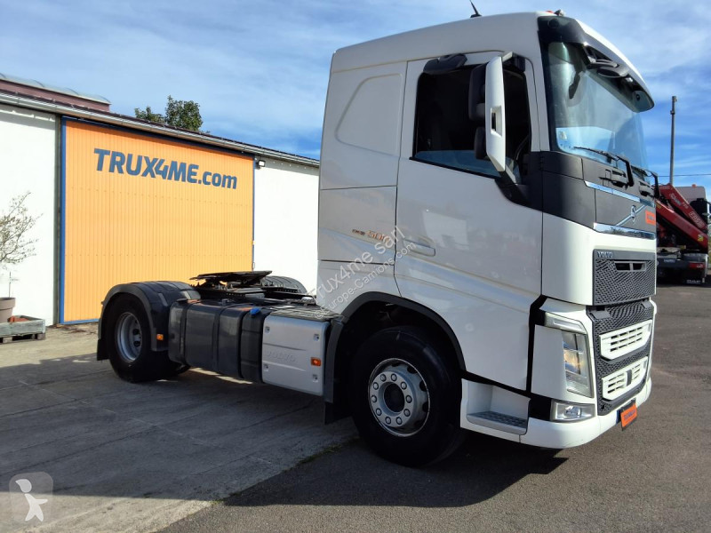 Tractor Volvo 500
