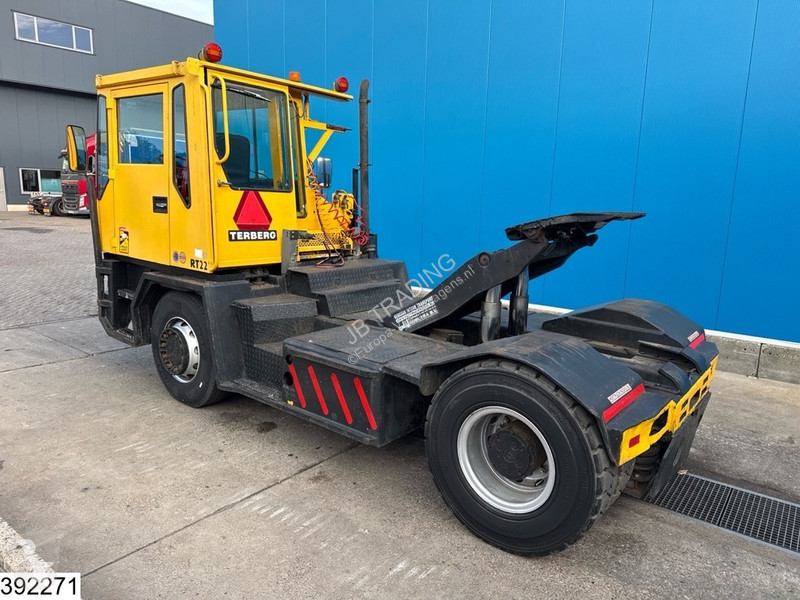 Cap tractor Terberg RT 22 17.665 uur, 4x4