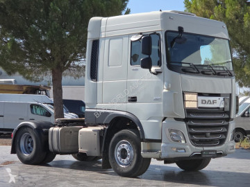 Cap tractor DAF
