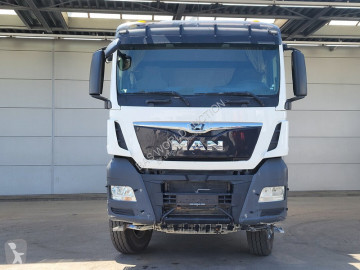 Cap tractor MAN