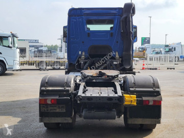 Ciągnik siodłowy Mercedes Actros 1846