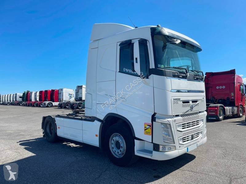 Tracteur Volvo 500